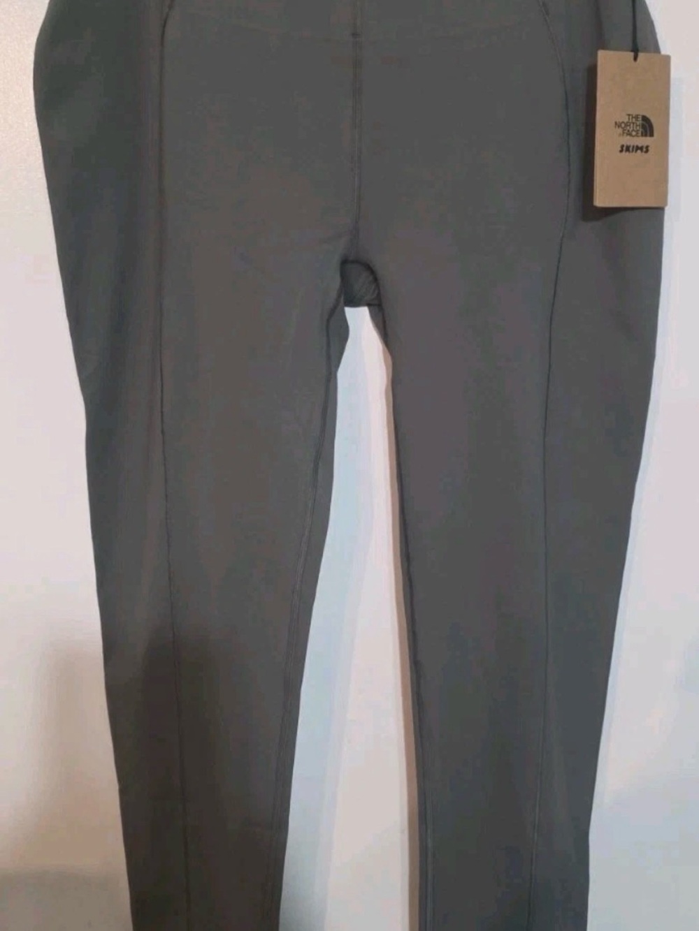 SKIMS NORTHFACE REFINA Gray High-Rise Seamless Leggings